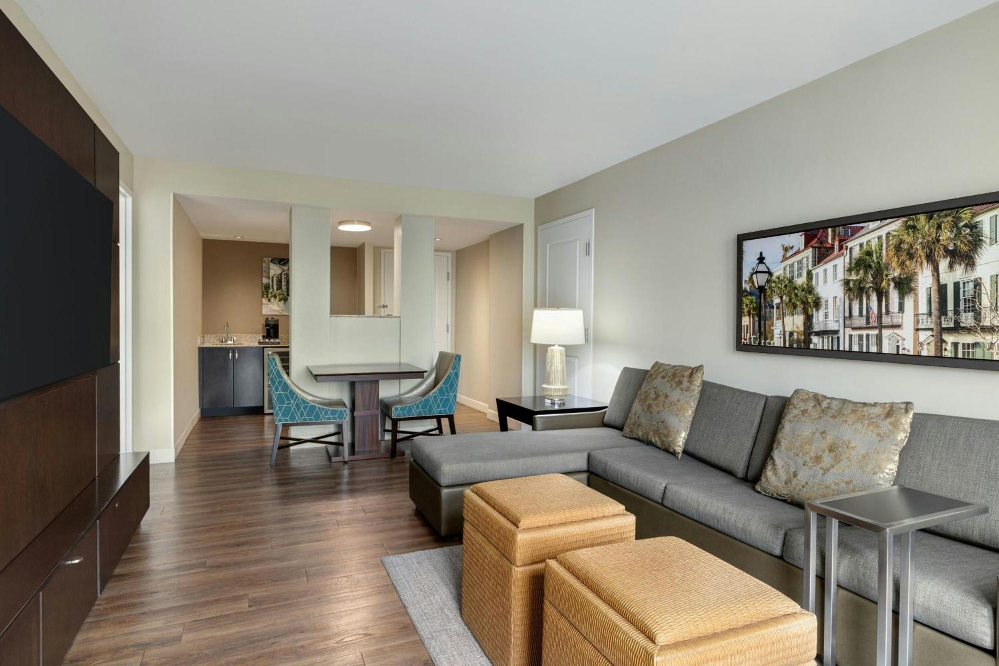 Courtyard By Marriott Charleston Historic District Otel Dış mekan fotoğraf