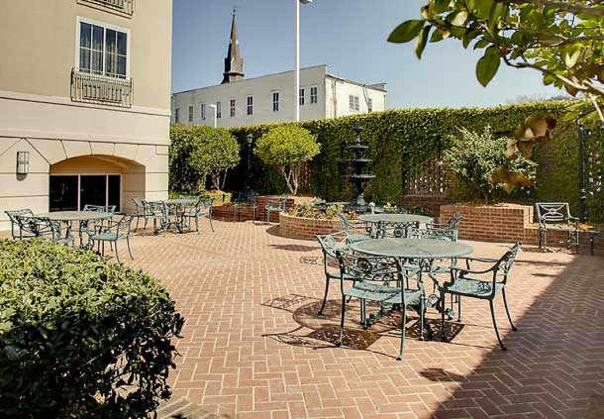 Courtyard By Marriott Charleston Historic District Otel Dış mekan fotoğraf